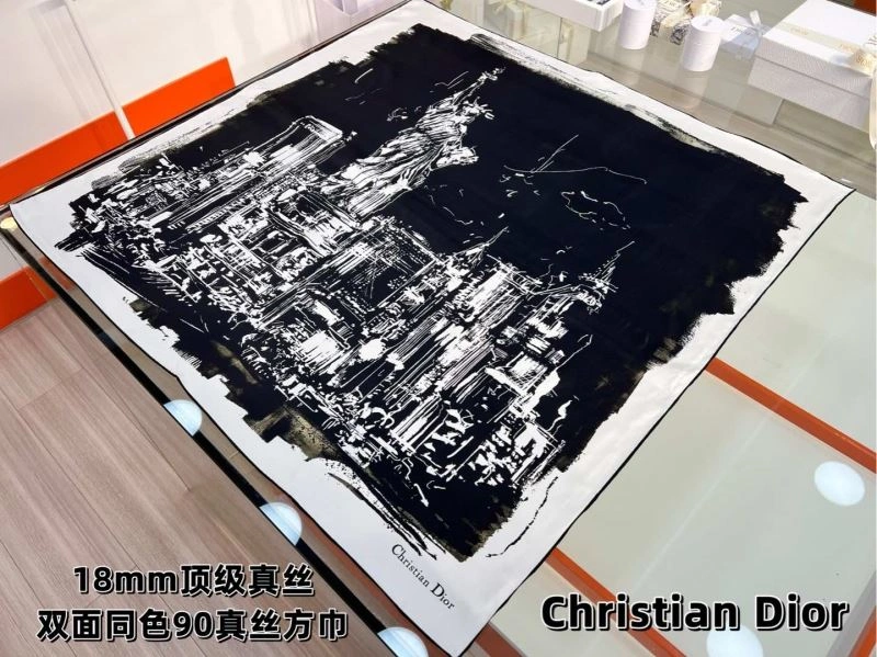 Christian Dior Scarf Effortless 271149
