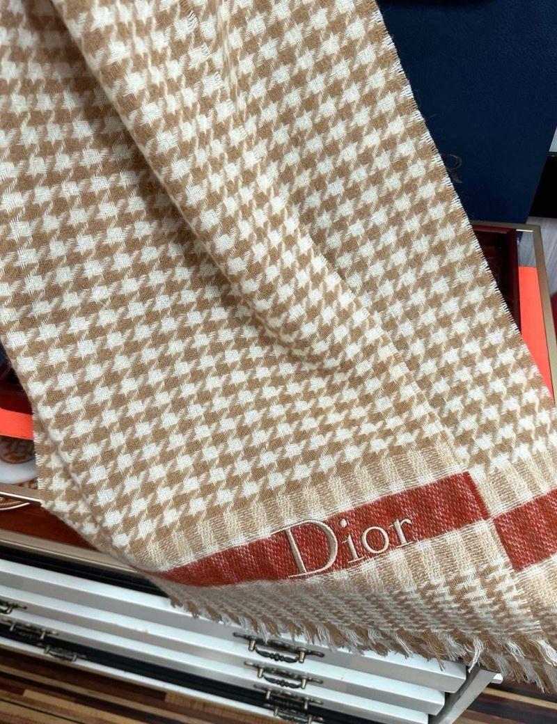 Christian Dior Scarf Chic 271133