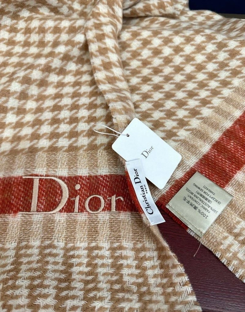 Christian Dior Scarf Chic 271133