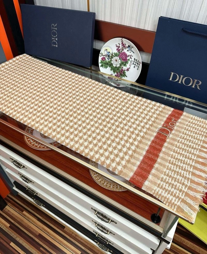 Christian Dior Scarf Chic 271133