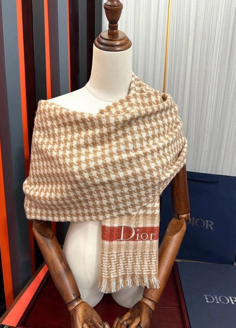 Christian Dior Scarf Chic 271133