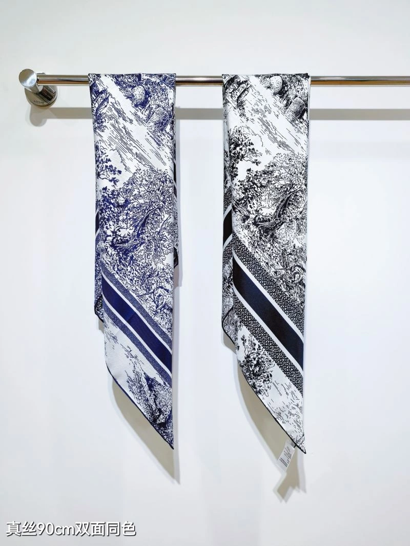 Elegant Christian Dior Scarf 271143