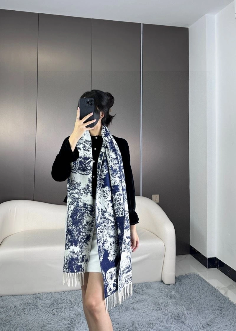 TravelReady Christian Dior Scarf 271123