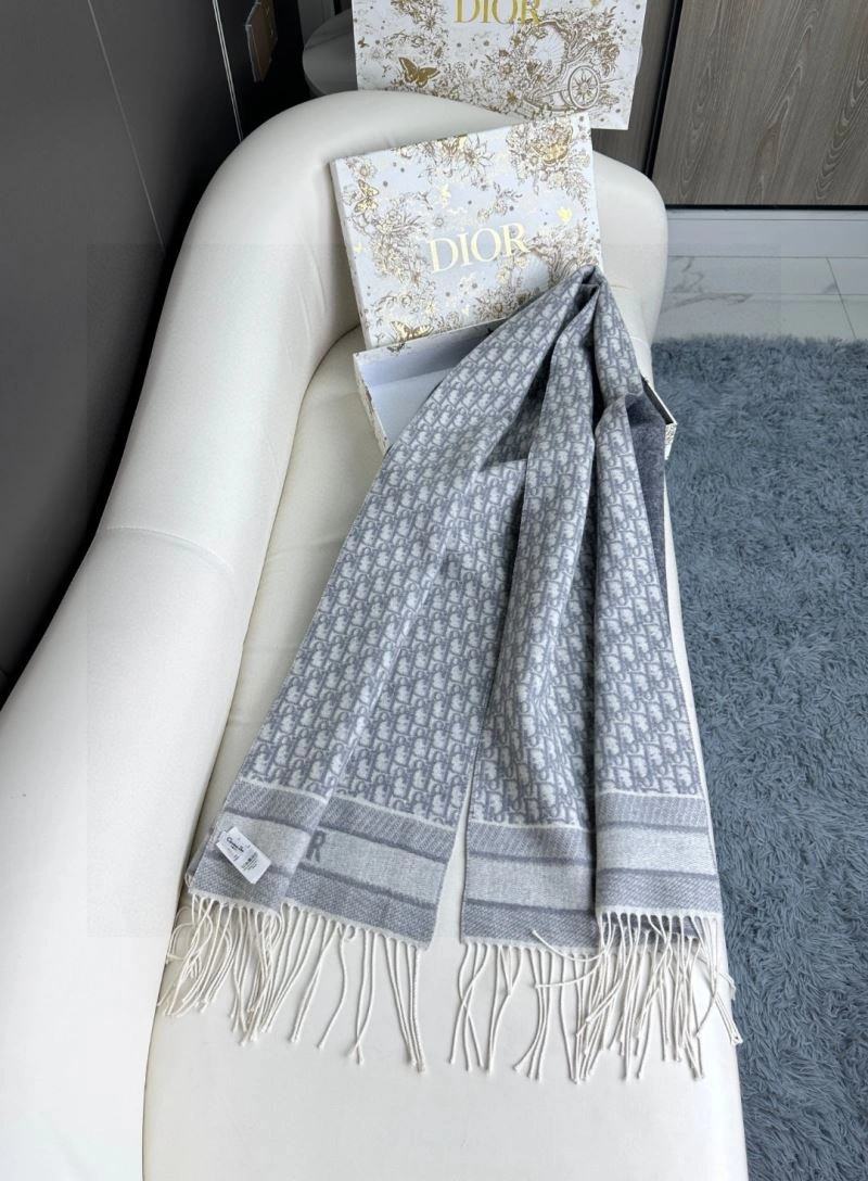 MoistureWicking Christian Dior Scarf 271129