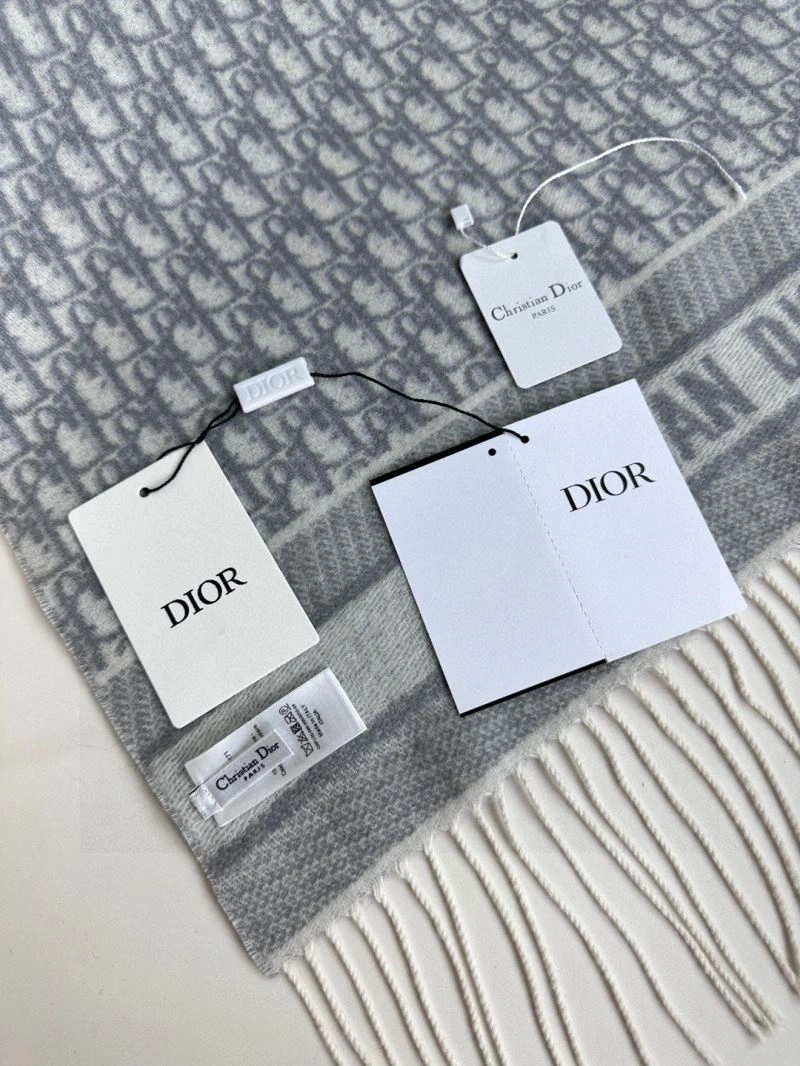 MoistureWicking Christian Dior Scarf 271129