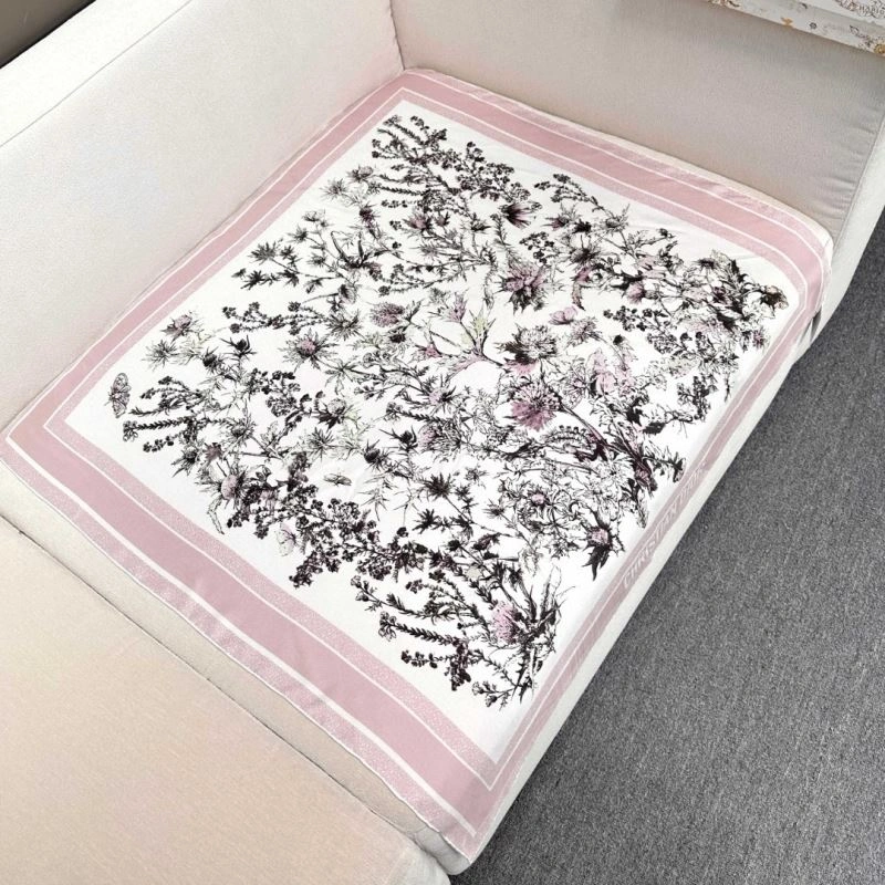 Contemporary Christian Dior Scarf 271116