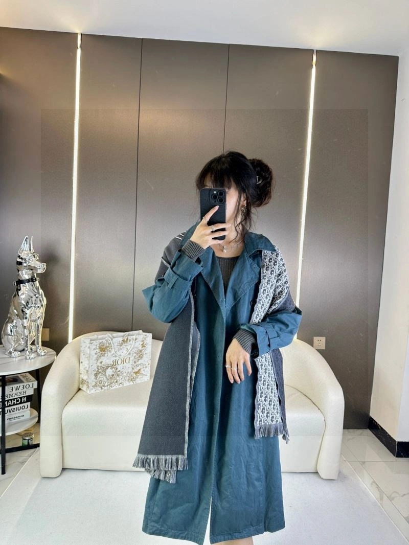 FlexibleFit Christian Dior Scarf 271114