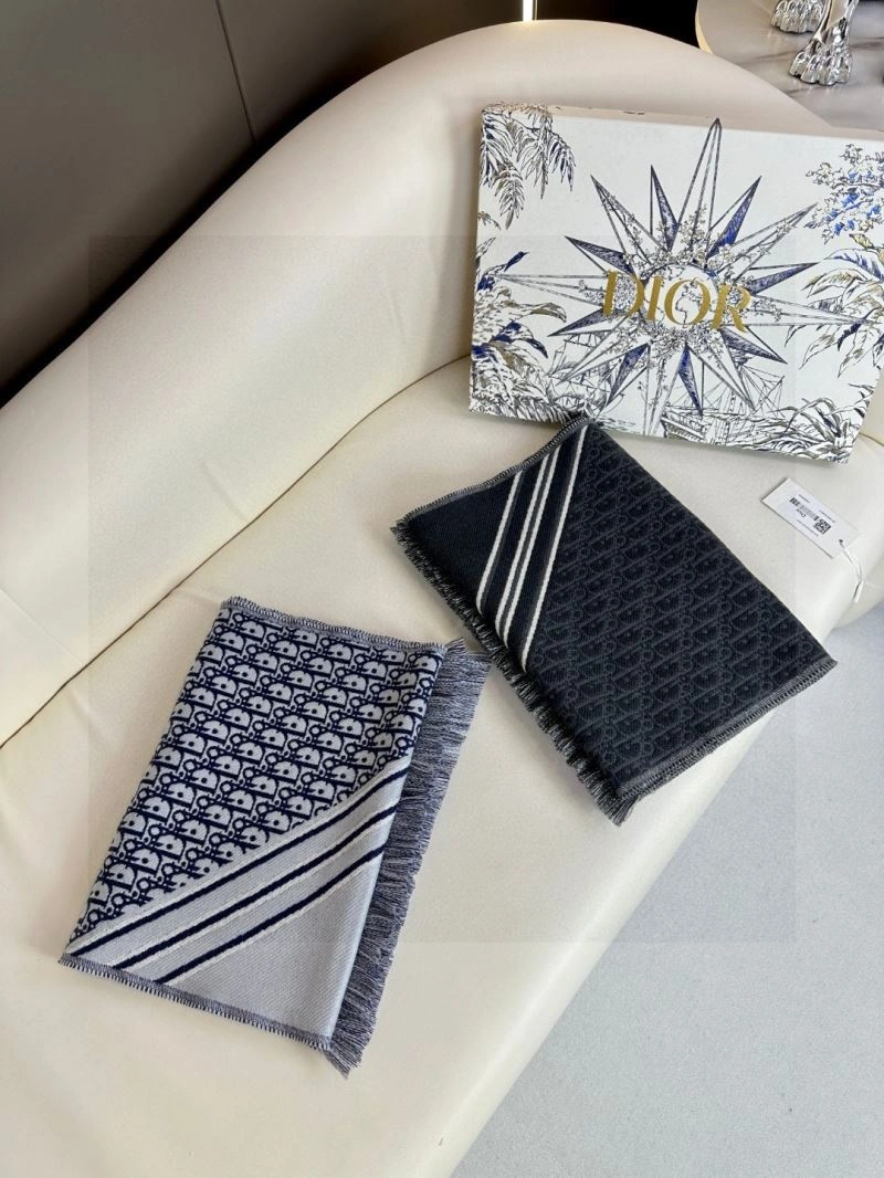 FlexibleFit Christian Dior Scarf 271114