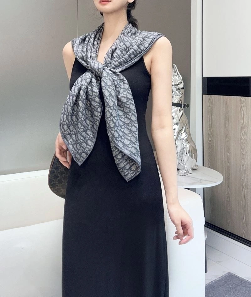 Tailored Christian Dior Scarf 271113