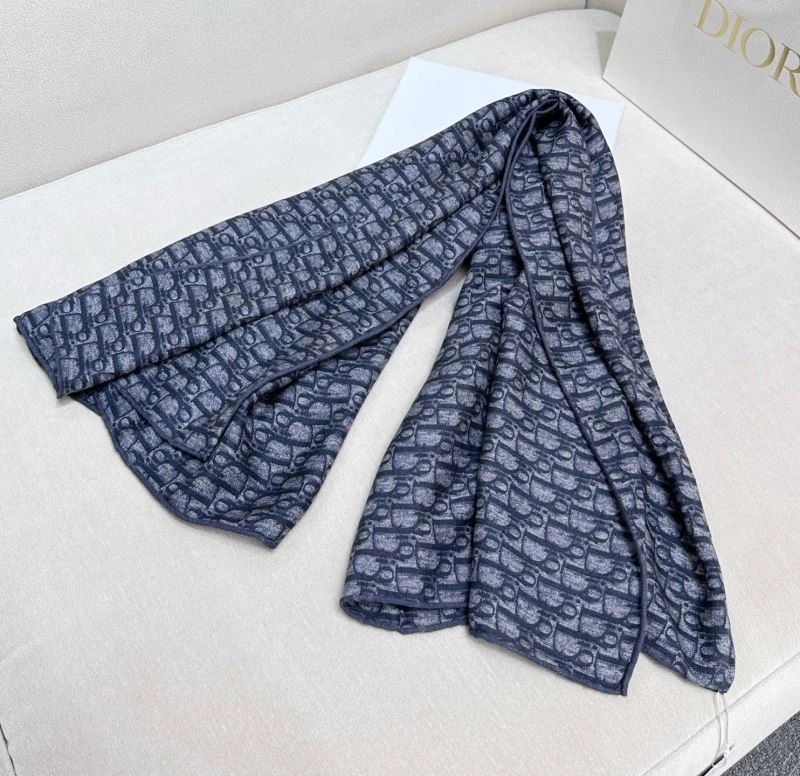 Tailored Christian Dior Scarf 271113