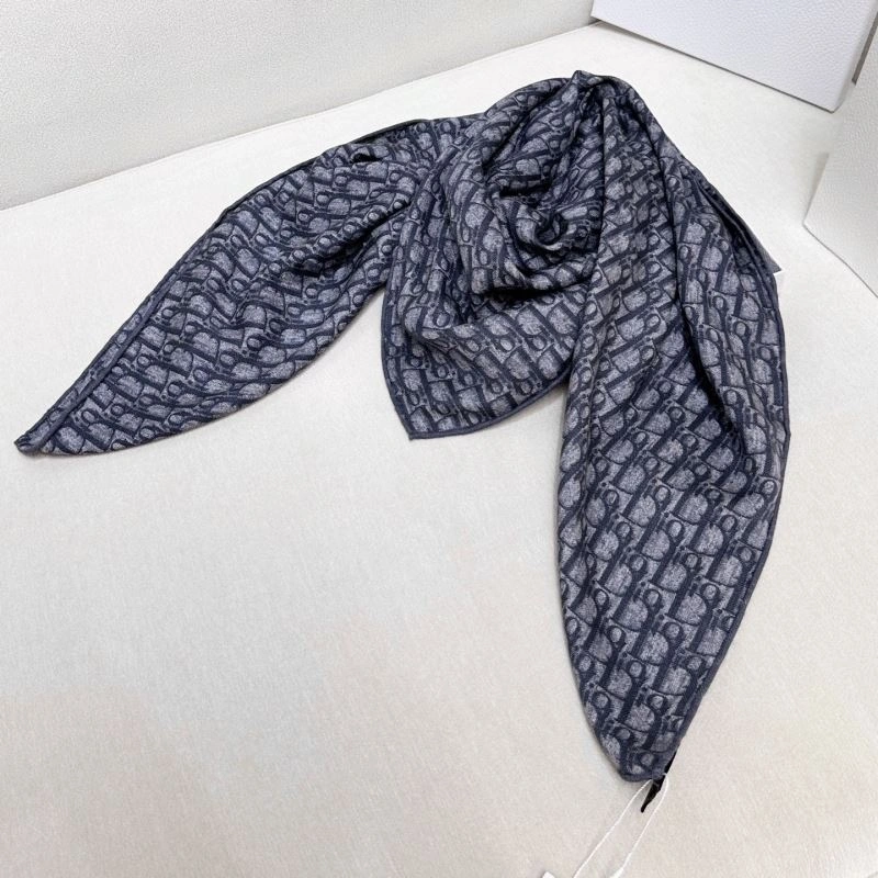 Tailored Christian Dior Scarf 271113