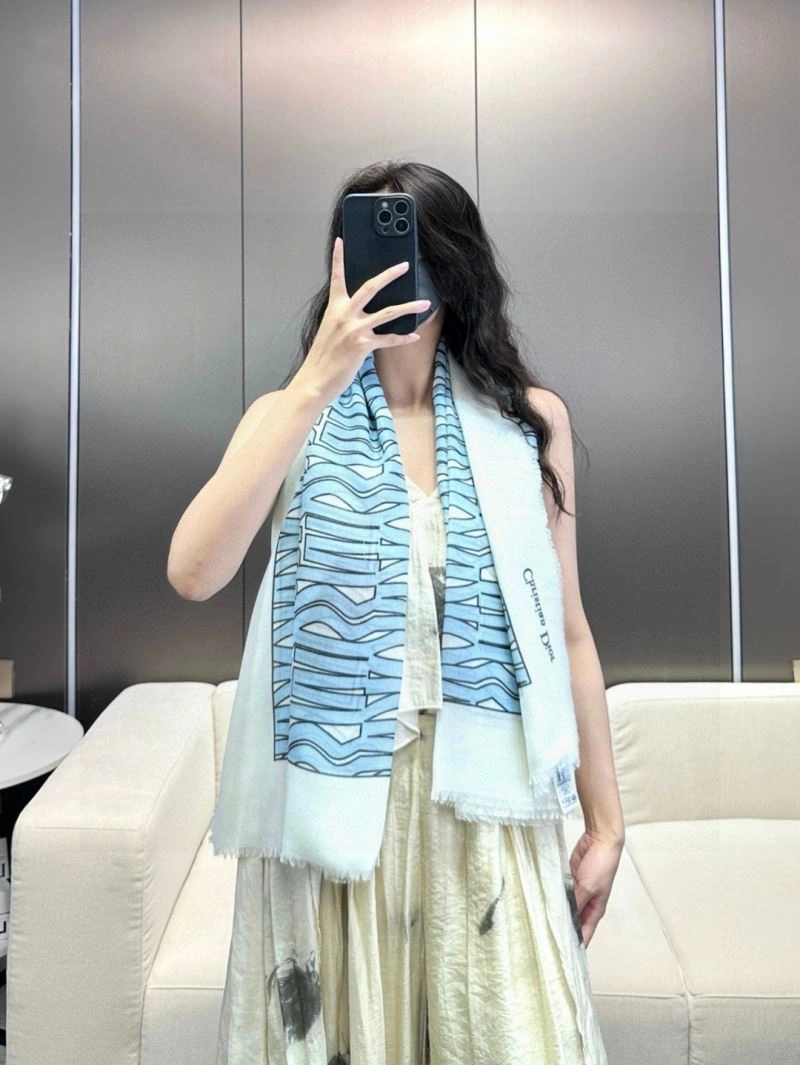WeatherProof Christian Dior Scarf 271111