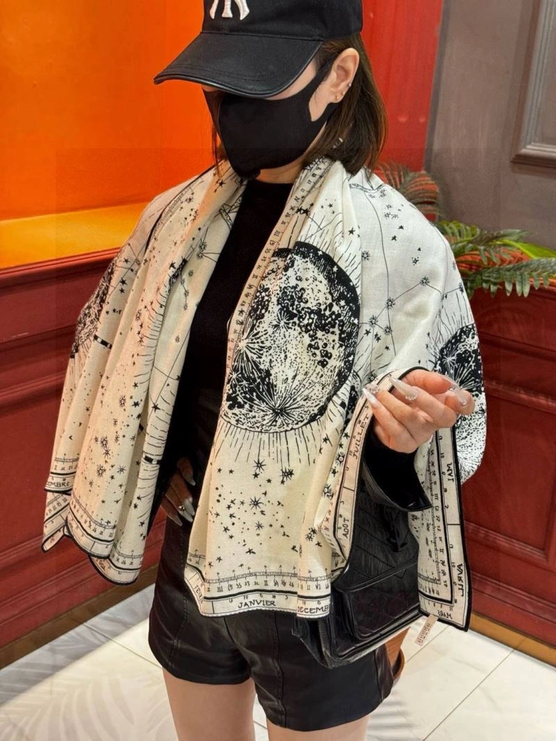 SmartChoice Christian Dior Scarf 271105