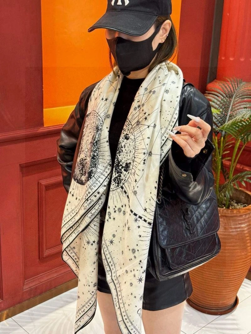 SmartChoice Christian Dior Scarf 271105