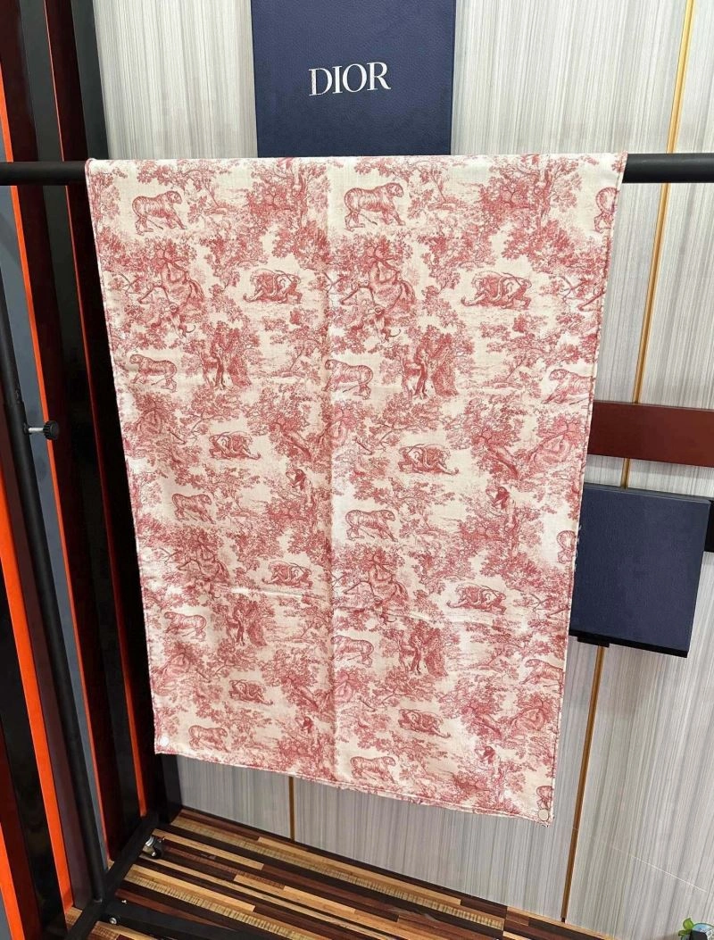 Packable Christian Dior Scarf 271089