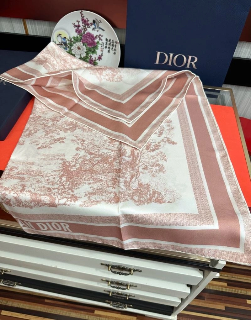 Flexible Christian Dior Scarf 271872