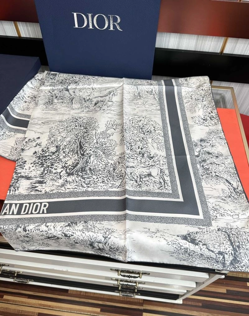 Flexible Christian Dior Scarf 271871