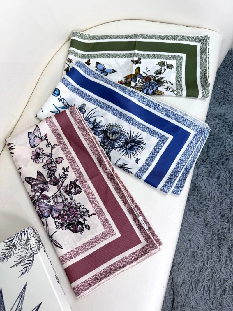 Packable Christian Dior Scarf 271836