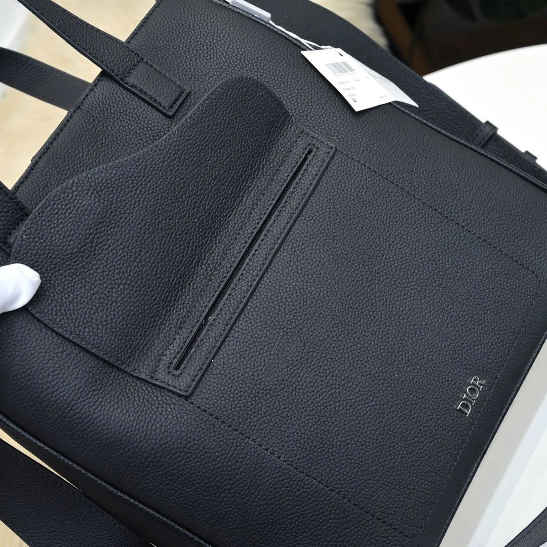 Snug Christian Dior Shopping Bags 91225