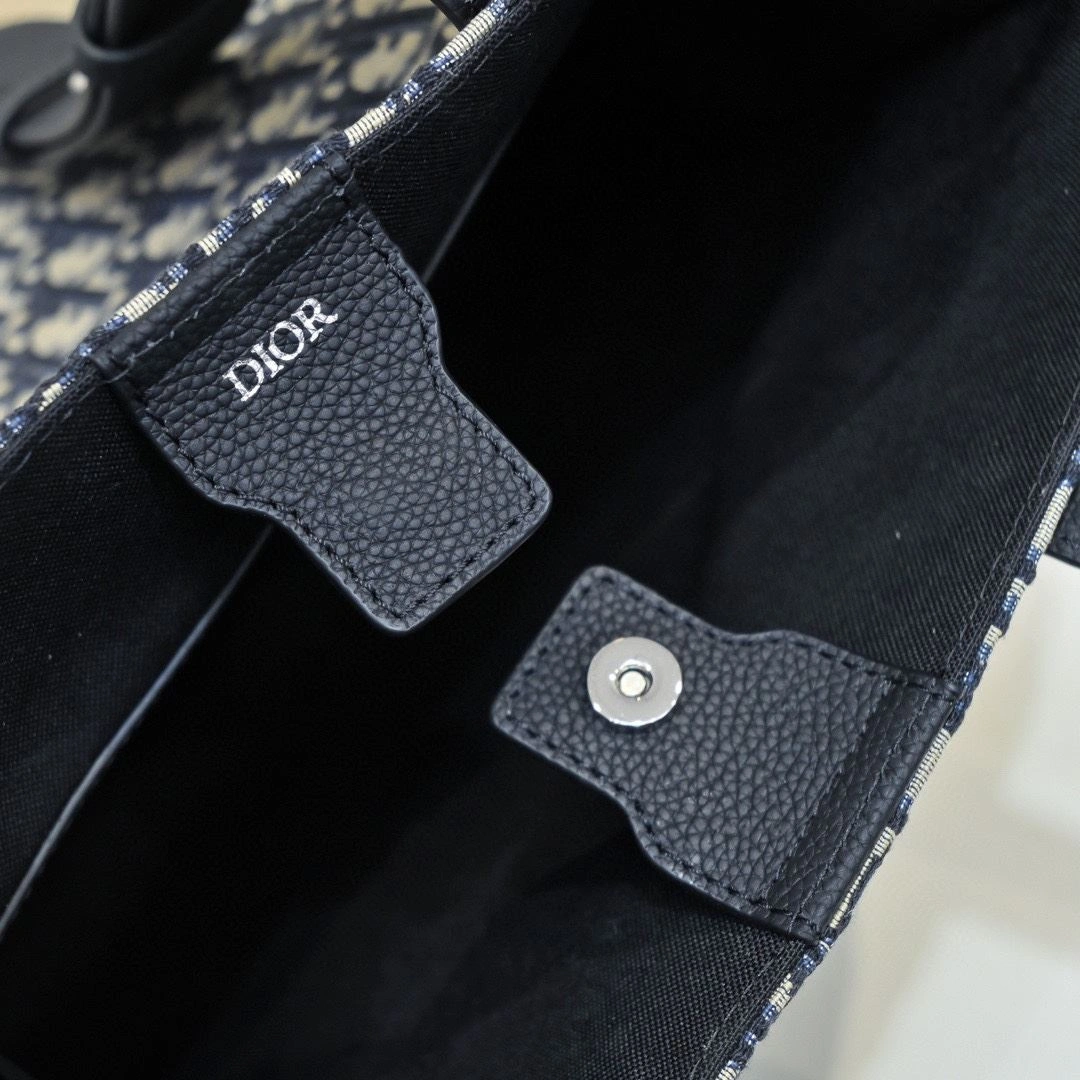 Christian Dior Shopping Bags DailyWear 91188