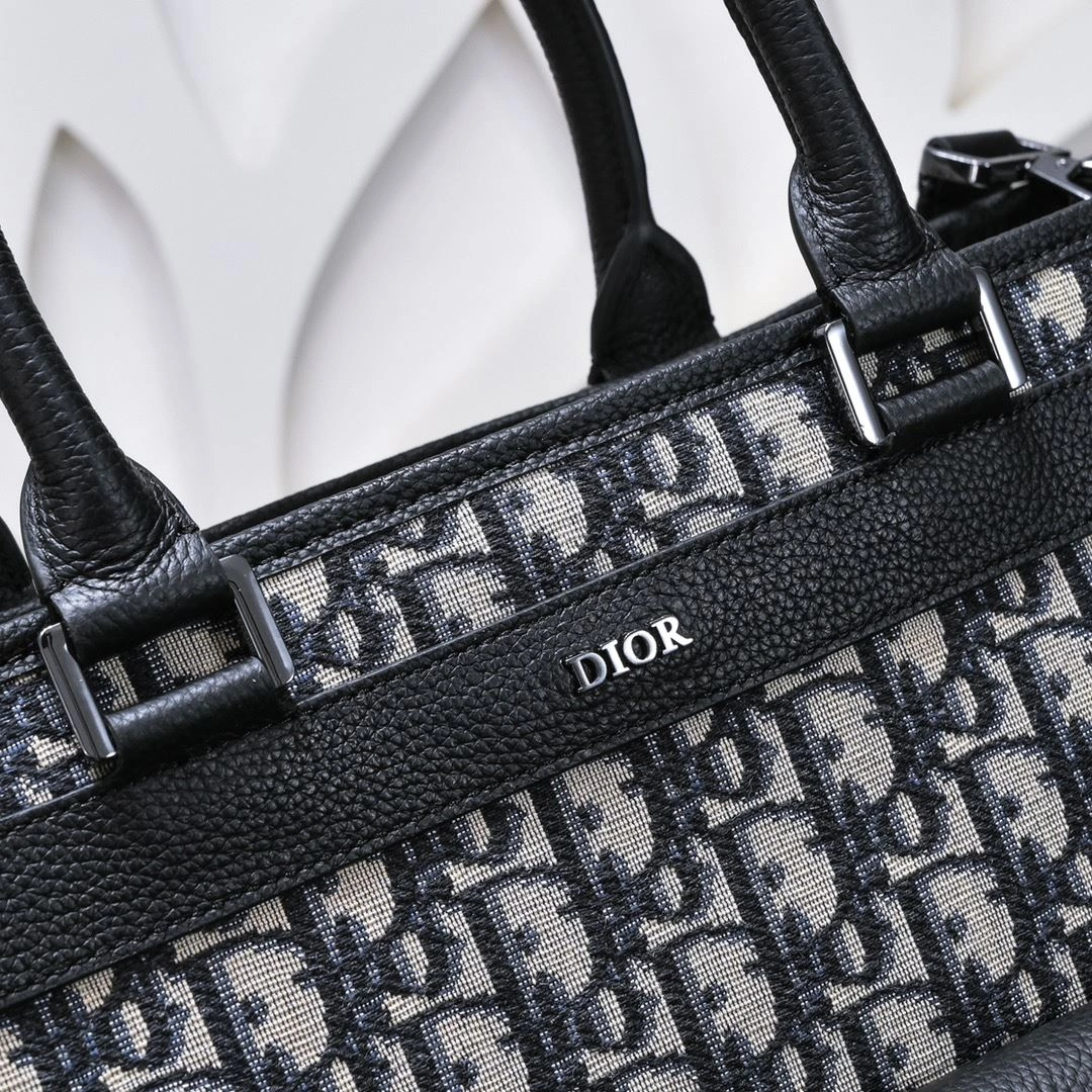 Christian Dior Shopping Bags GoAnywhere 91181