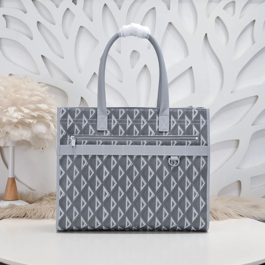 Christian Dior Shopping Bags Modern 91205