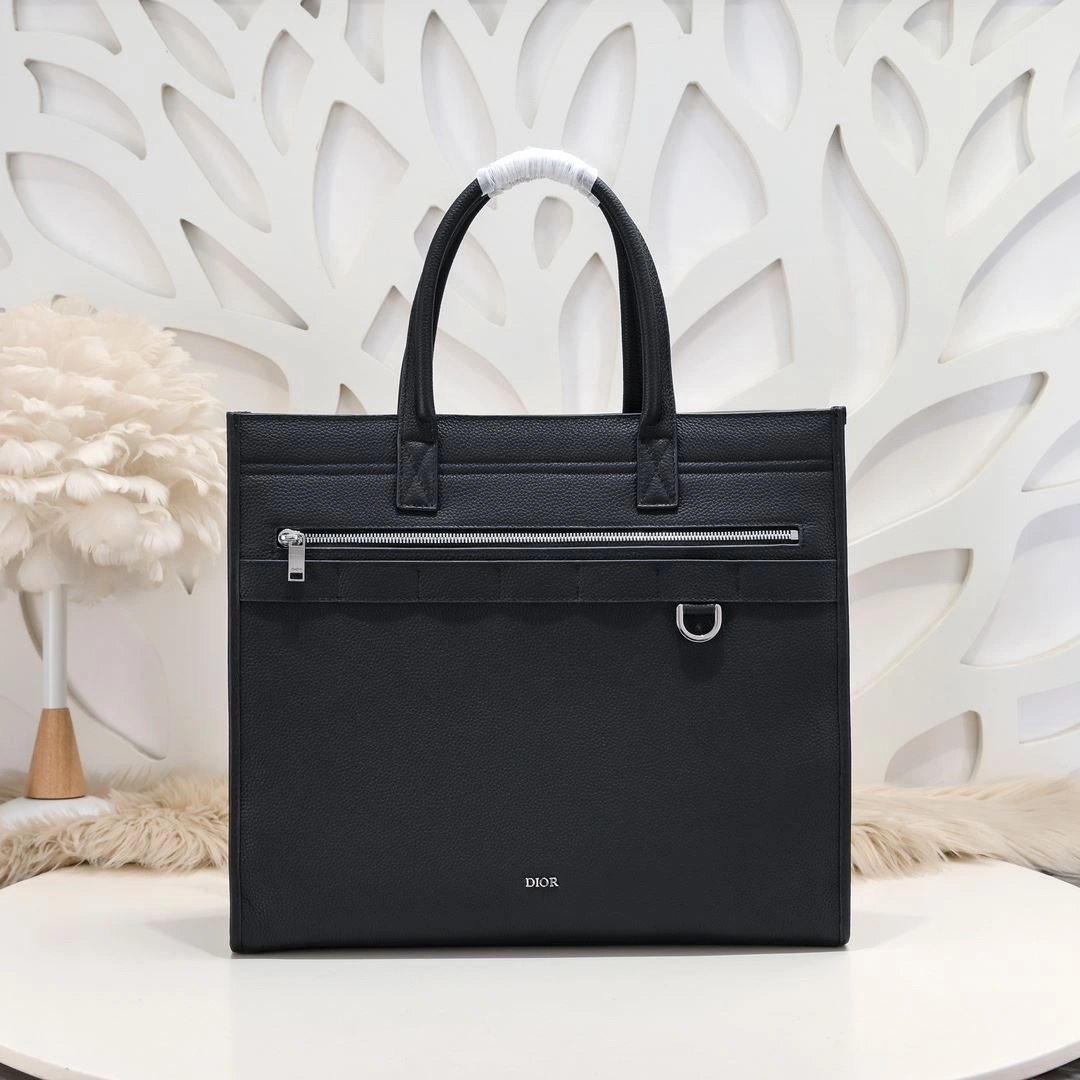 Refined Christian Dior Shopping Bags 91179