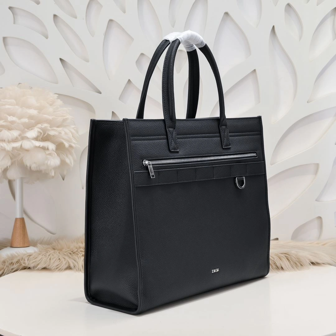 Refined Christian Dior Shopping Bags 91179