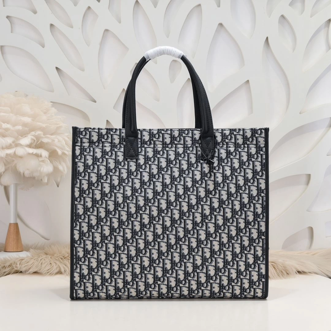Christian Dior Shopping Bags Soft 91252