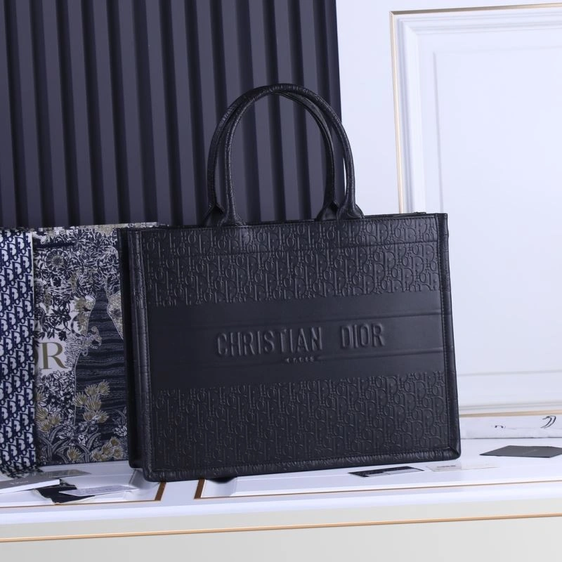 Supportive Christian Dior Shopping Bags 87731