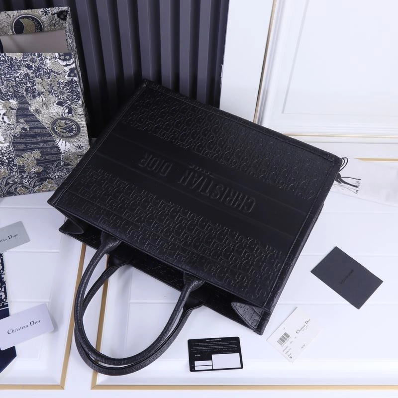 Supportive Christian Dior Shopping Bags 87731