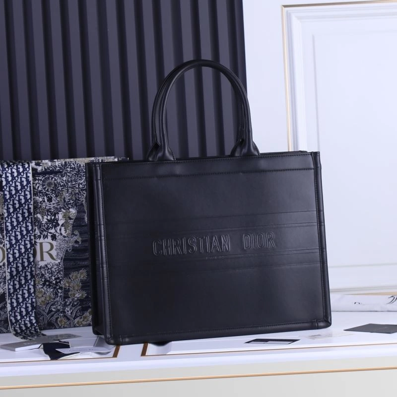 Christian Dior Shopping Bags Resilient 87724