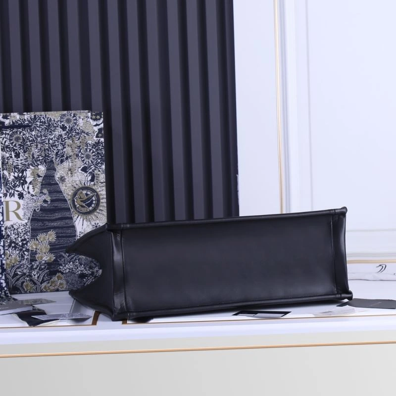 Christian Dior Shopping Bags Resilient 87724