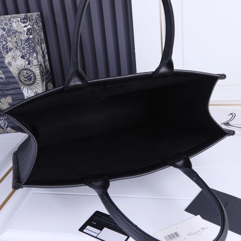Christian Dior Shopping Bags Resilient 87724