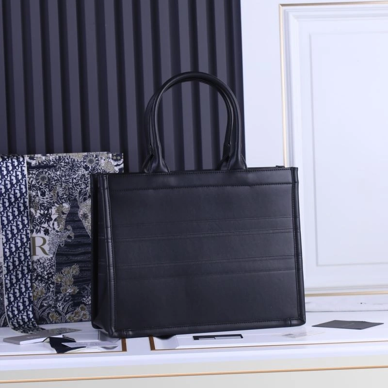 Christian Dior Shopping Bags ModernLook 87729