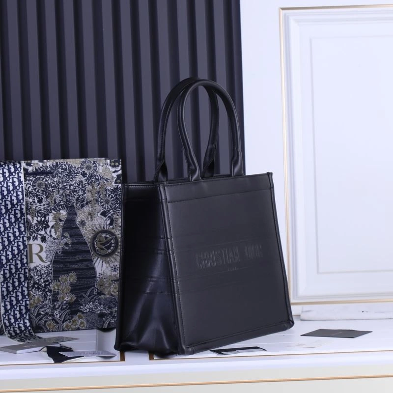 Christian Dior Shopping Bags ModernLook 87729