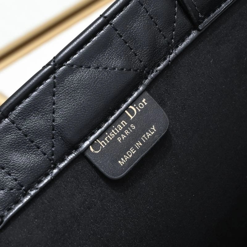 WeatherProof Christian Dior Shopping Bags 87726