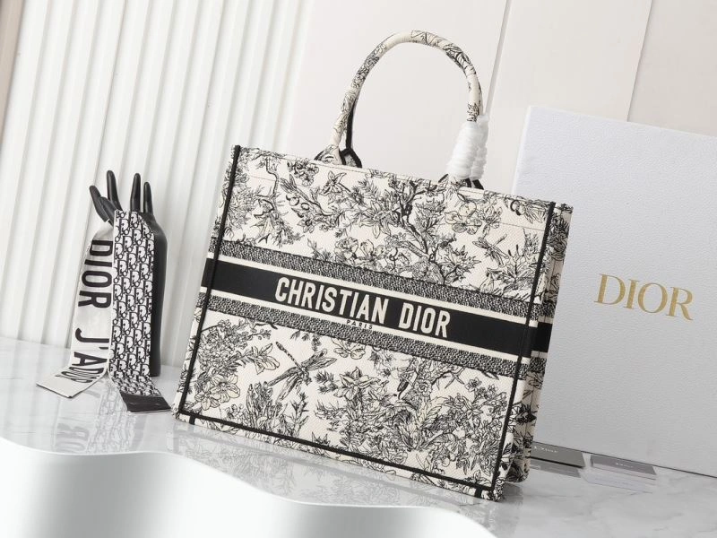 EasyMatch Christian Dior Shopping Bags 87748