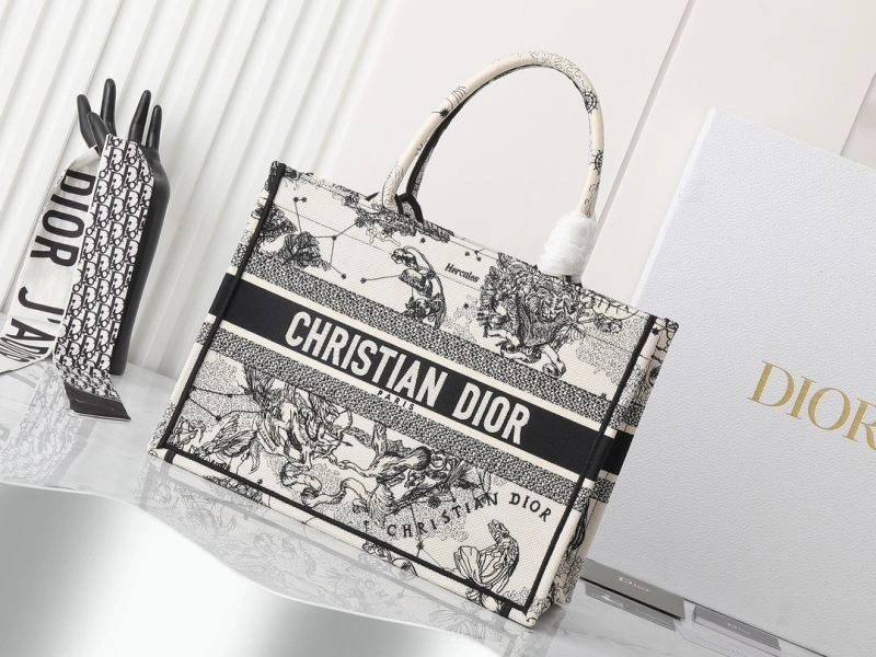 Neat Christian Dior Shopping Bags 87749
