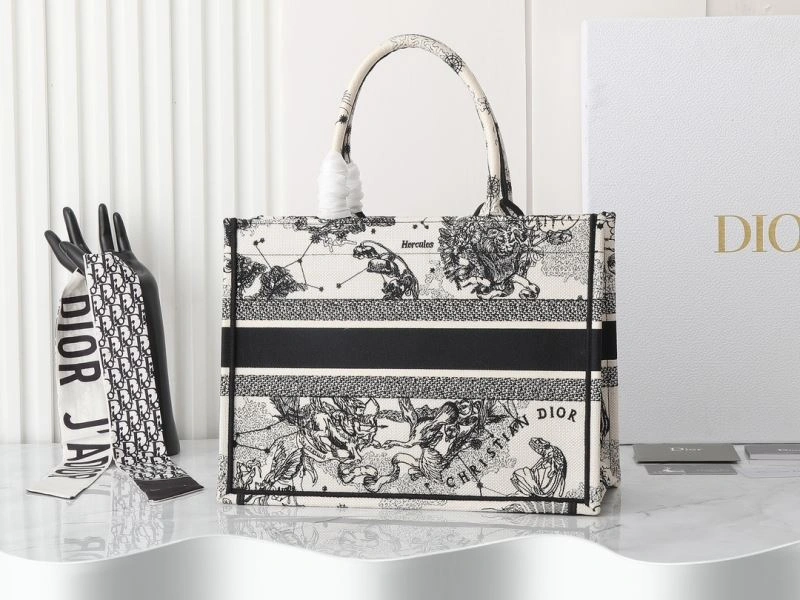 Neat Christian Dior Shopping Bags 87749