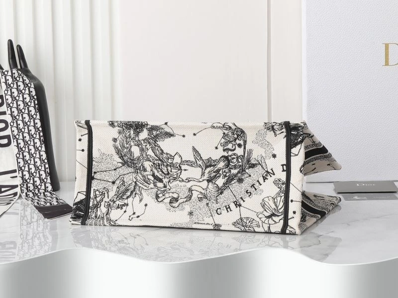 Neat Christian Dior Shopping Bags 87749