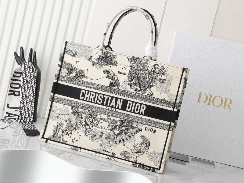 Sporty Christian Dior Shopping Bags 87707