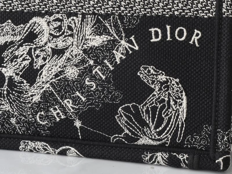 SportInspired Christian Dior Shopping Bags 87776