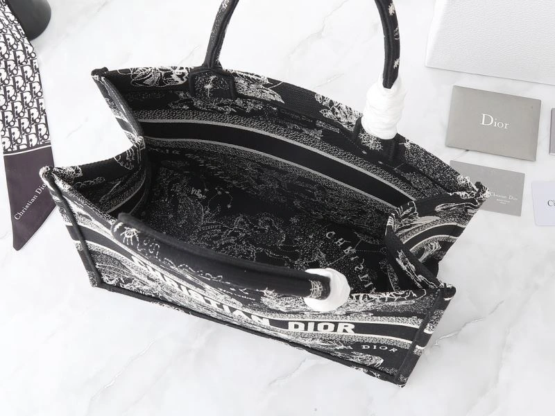 SportInspired Christian Dior Shopping Bags 87776