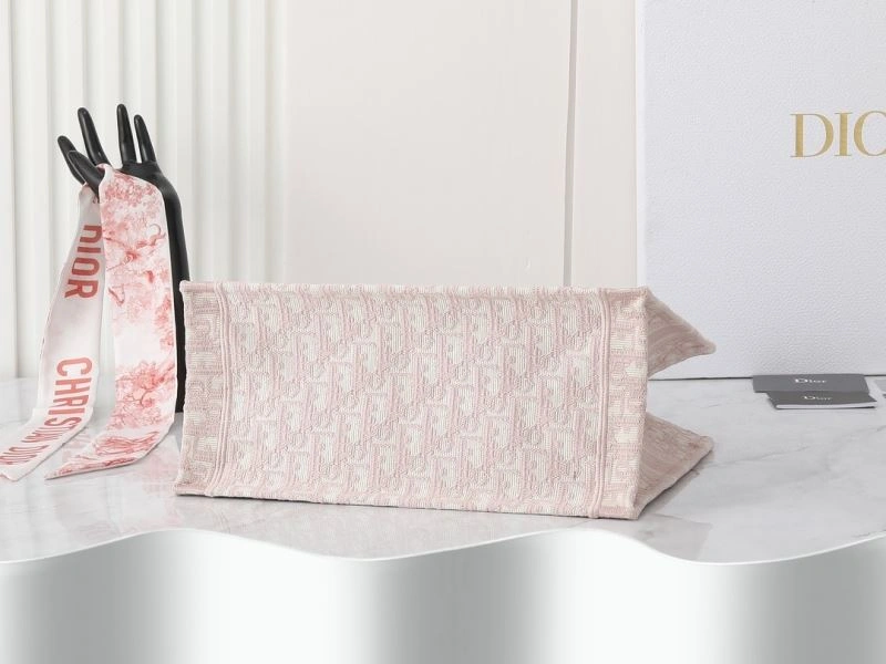 Versatile Christian Dior Shopping Bags 87702