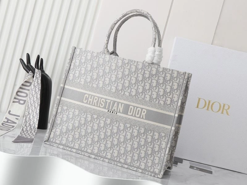Trendsetting Christian Dior Shopping Bags 87696