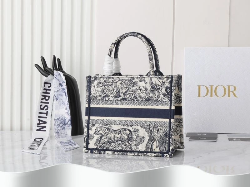 Christian Dior Shopping Bags Attractive 78984