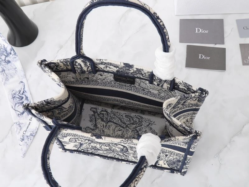 Christian Dior Shopping Bags Attractive 78984