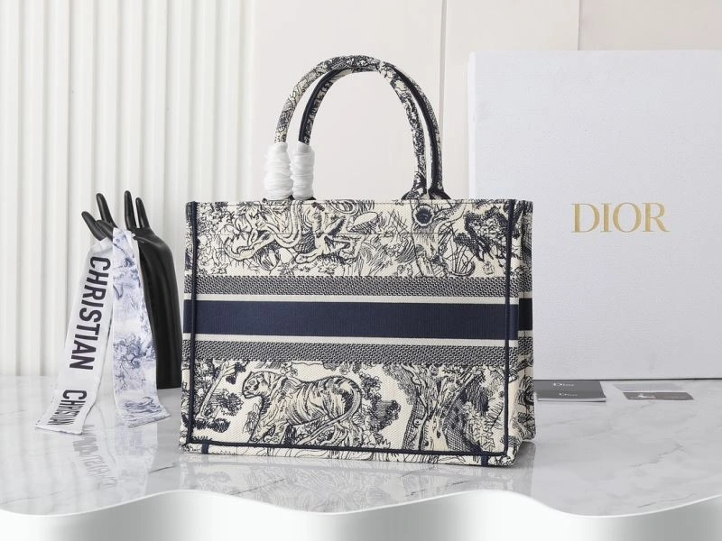 Versatile Christian Dior Shopping Bags 87691
