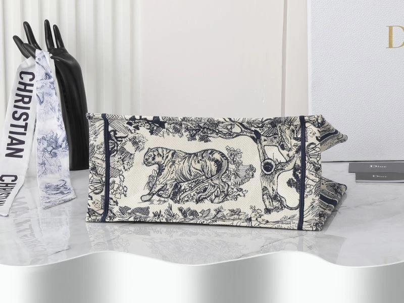 Versatile Christian Dior Shopping Bags 87691